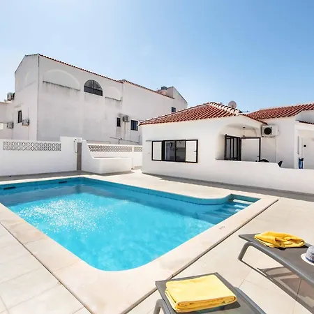 Lela * Gale (Albufeira)