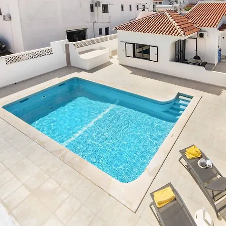 Villa Lela *